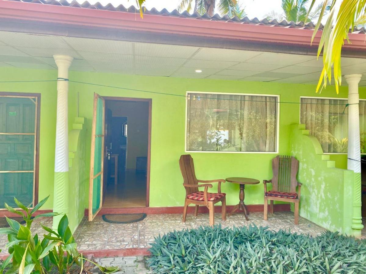 Green Land Villa 阿杭格默 外观 照片